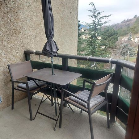 Appartement En Residence Proche Du Plan D'Eau Embrun Eksteriør bilde